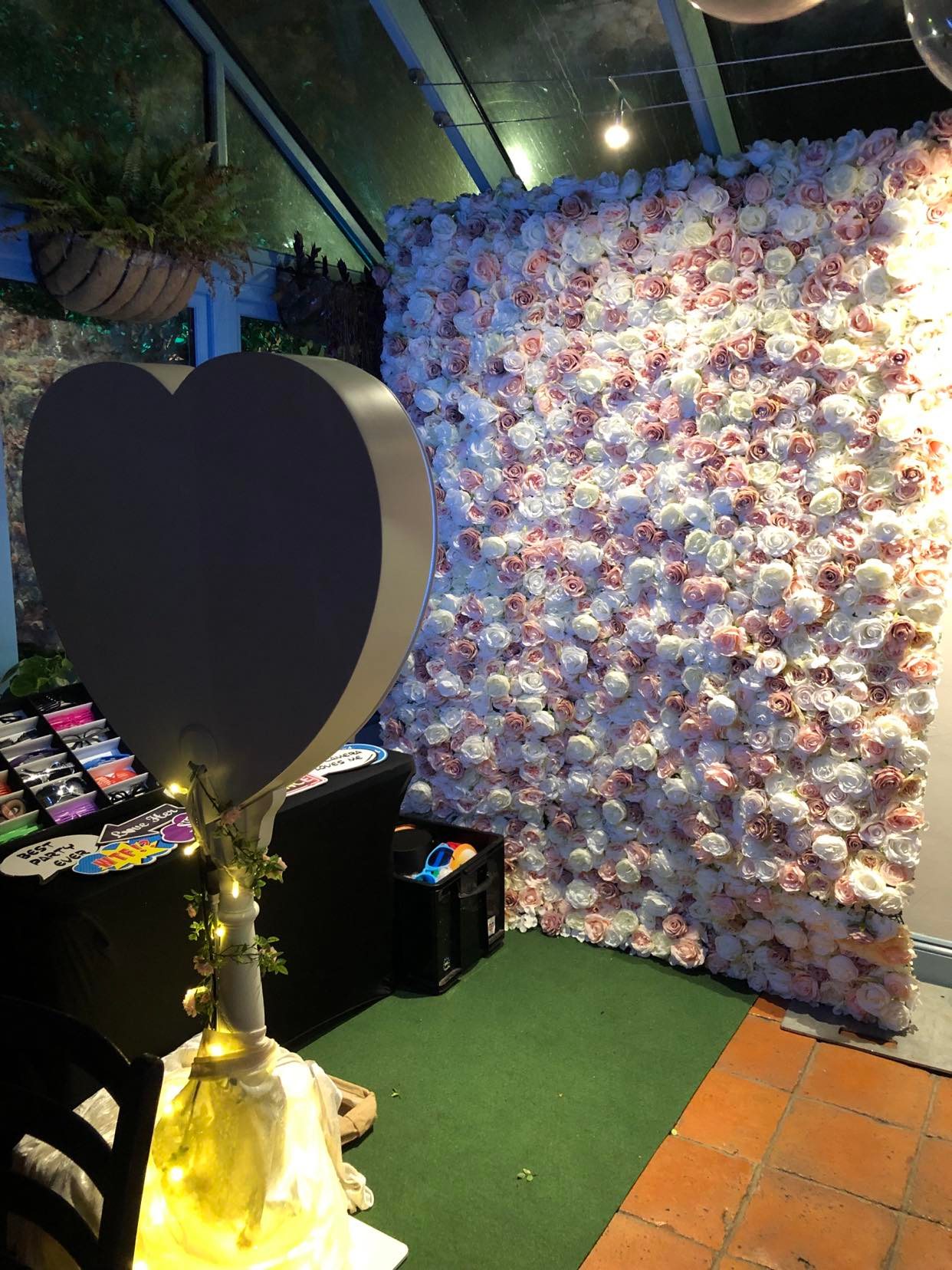 Rustic Heart photobooth hire Gloucestershire
